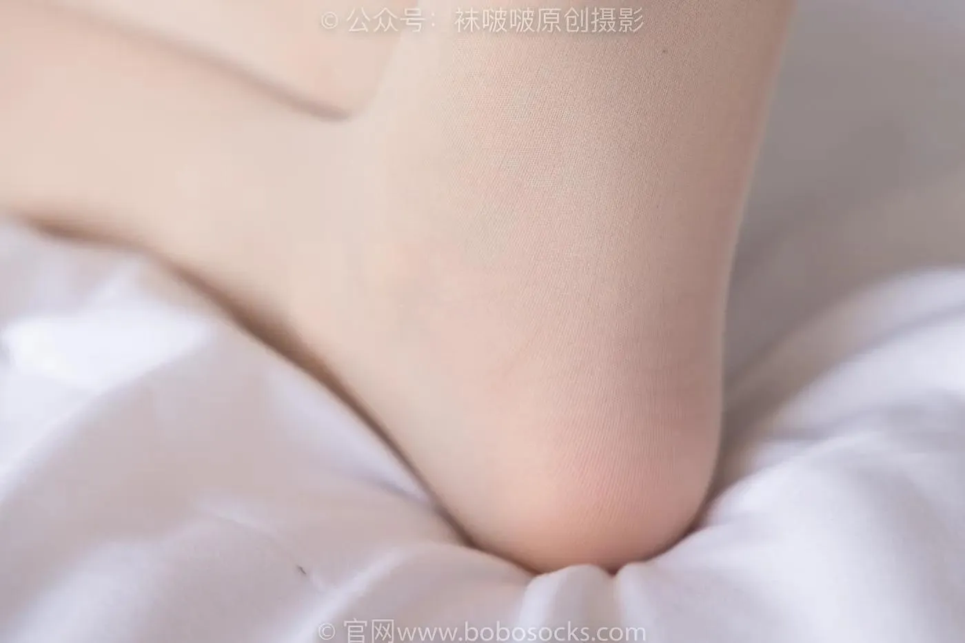 [BoBoSocks袜啵啵]NO.169 小甜豆-黑皮鞋、厚黑丝、厚肉丝 [145P]插图3